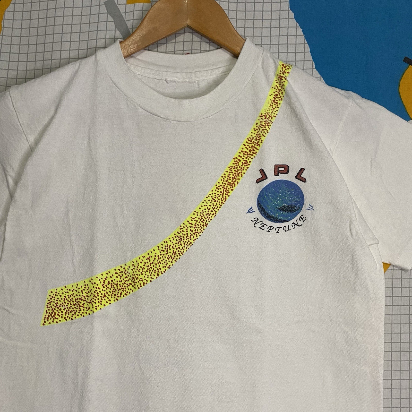 Vintage 80s Jet Propulsion Laboratory Tshirt Bon Voyager Neptune JPL Nasa Medium