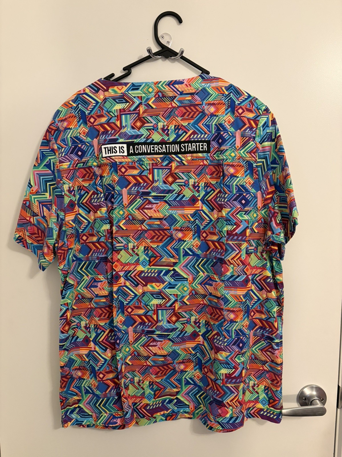 TradeMutt Wheres Wallaby Unisex 4XL Scrub Top TIACS gallery