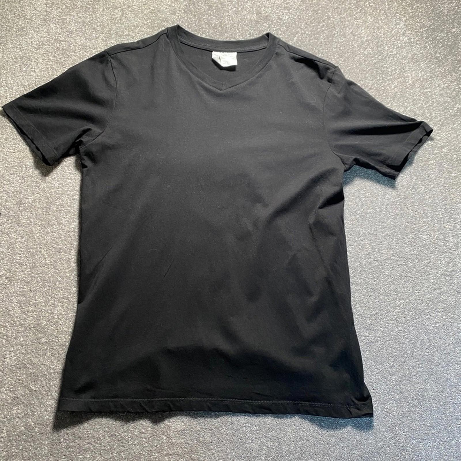 MNG T-Shirt Men’s Medium Black Regular Fit V-Neck Casual Style