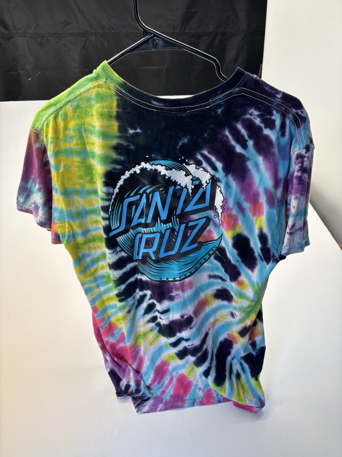 Santa Cruz multicoloured tie-dye t-shirt Men’s Size M gallery