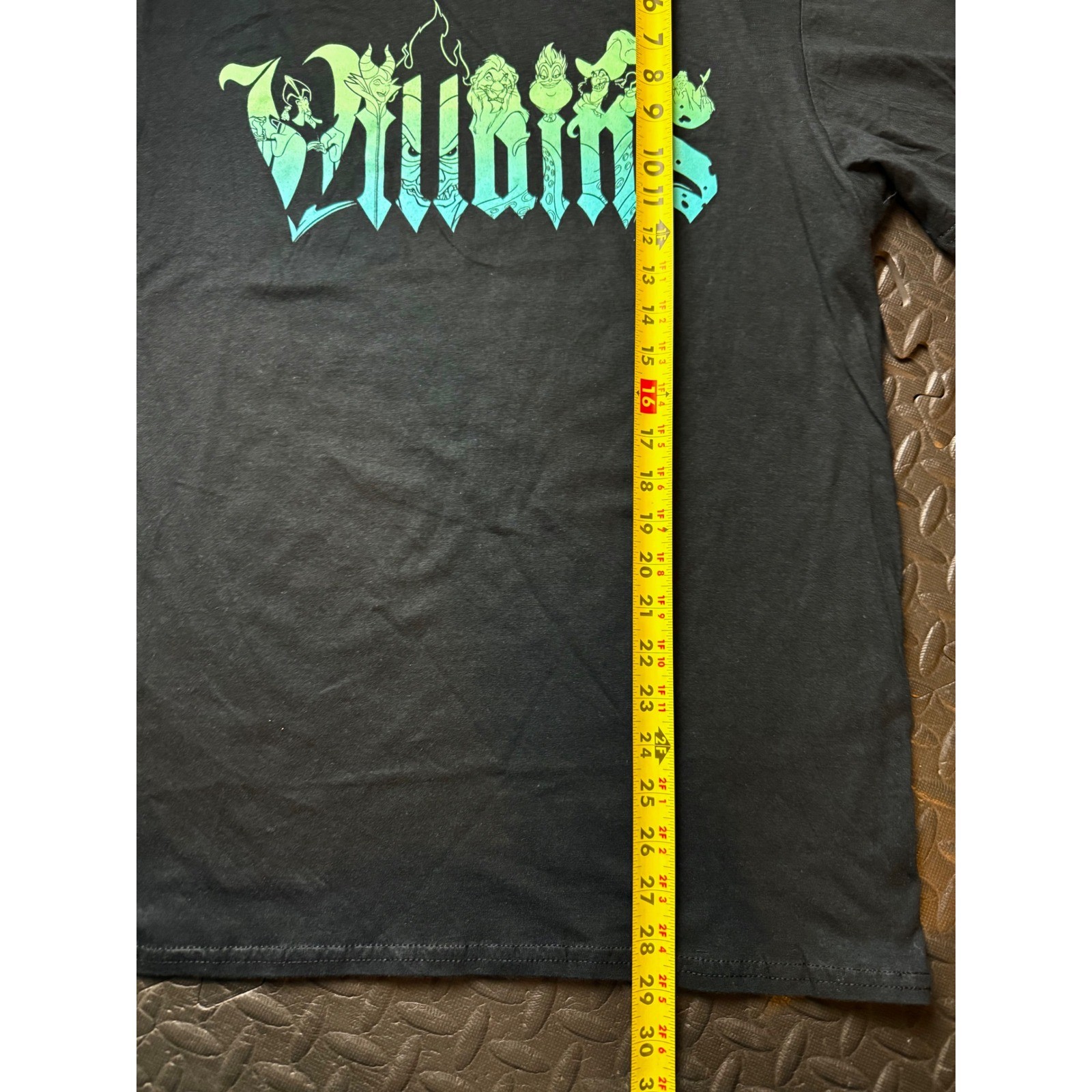 Disney Villains T Shirt Mens Large Black Green Ombre Graphic Tee gallery