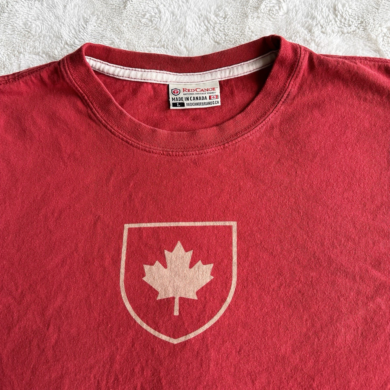 Red Canoe Canada Shirt Tee Mens Large Maple Leaf Canadian Cotton Classic Logo SS gallery