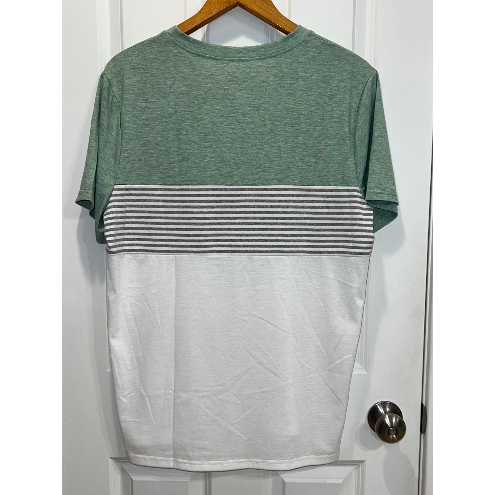PatPat Mens Large Color Block T-Shirt - Green, White, Striped - Casual Top gallery