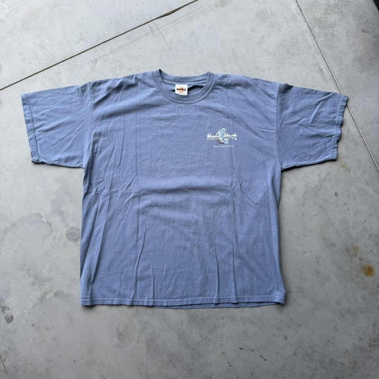 Hard Rock Cafe Dragon Graphic Tee gallery
