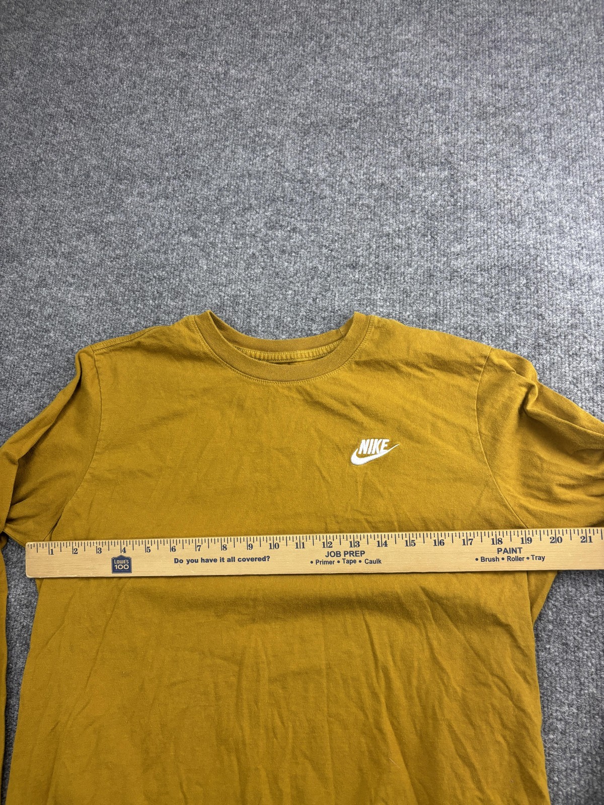 Nike Shirt Mens Medium Gold The Nike Tee Long Sleeve Swoosh Logo Crewneck gallery