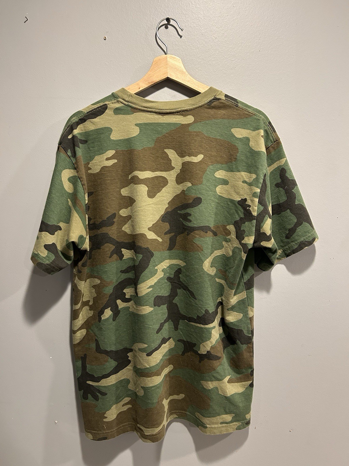 Supreme x Spider-Man Tee Woodland Camo Large gallery