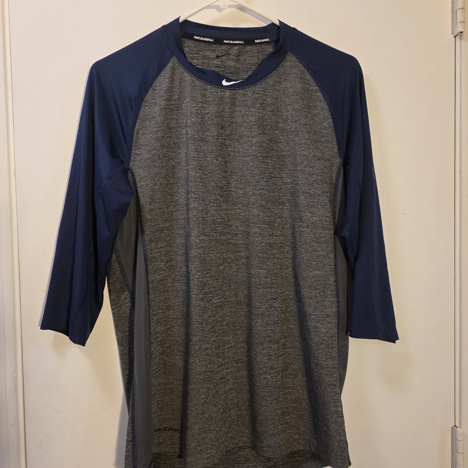 Nike Dri Fit Medium 3/4 Sleeve Gray Blue T-Shirt Top Polyester Spandex WS269