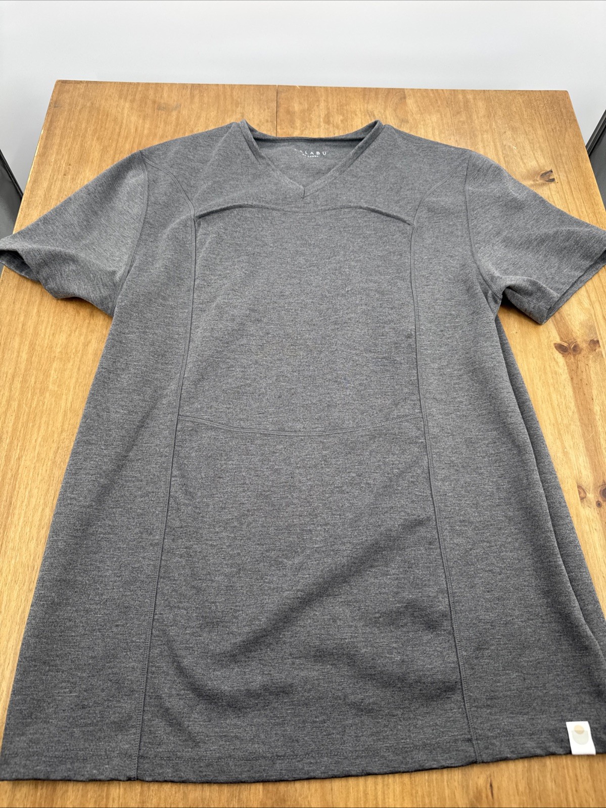 Lalabu Mens Short Sleeve V-Neck Baby Carrier Shirt XXL Kangaroo Pouch Dad