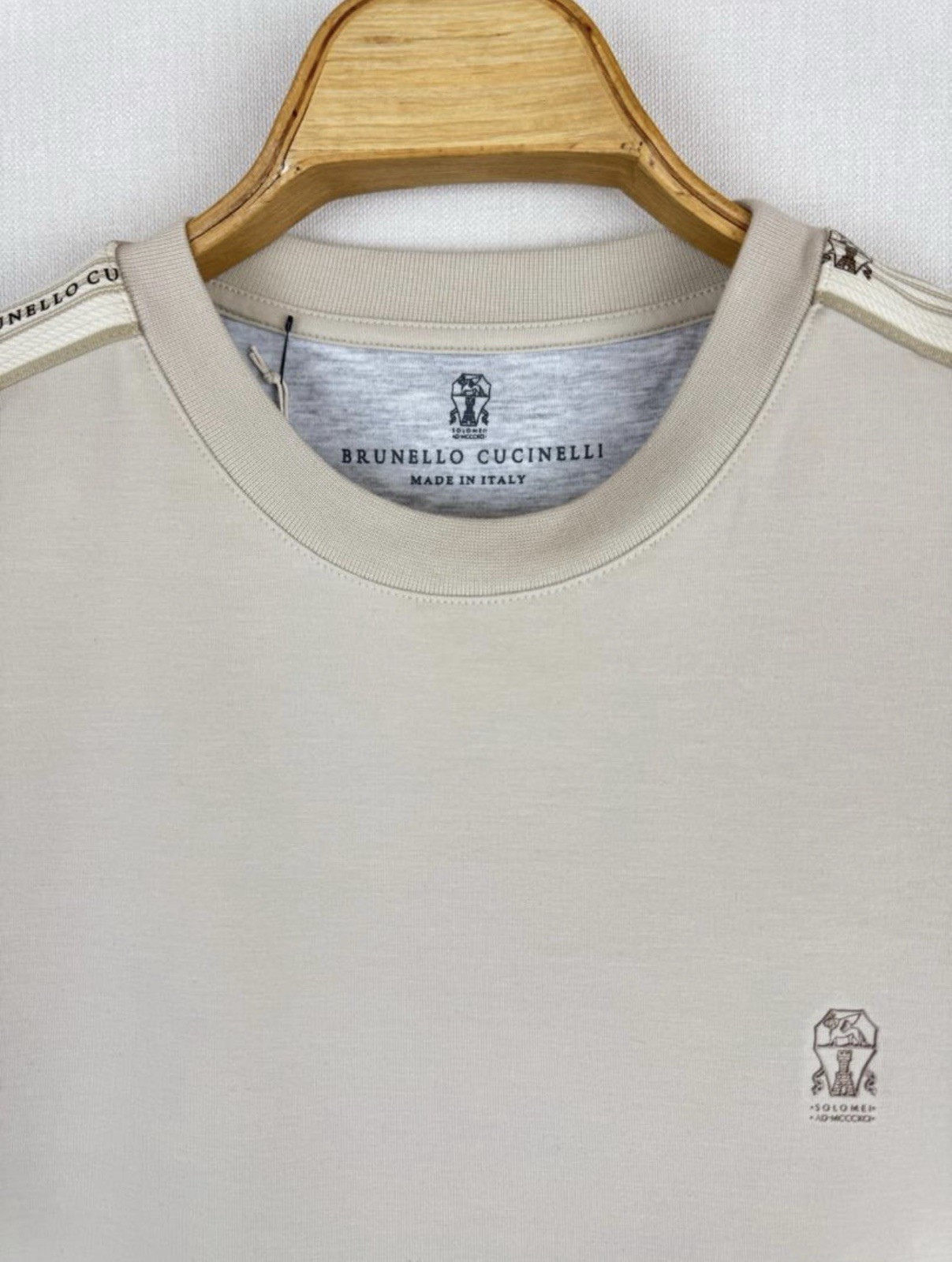 Brunello Cucinelli Beige Cotton T Shirt For Men Size L gallery