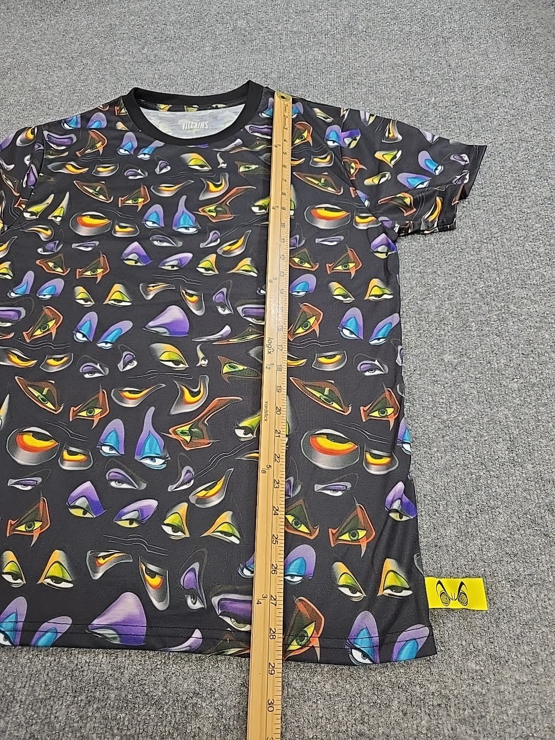 Disney Villains X Heidi Klum T Shirt Men's Large Eyes All Over Graphic Short... gallery