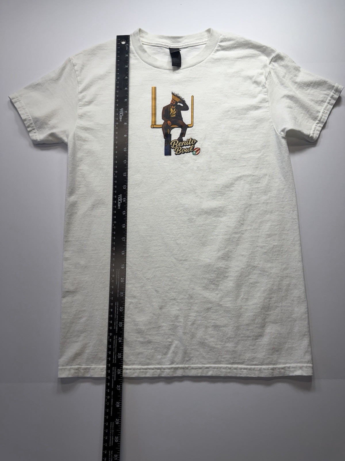 Benito Bowl T Shirt Football Inspired White Mens Small Preowned gallery