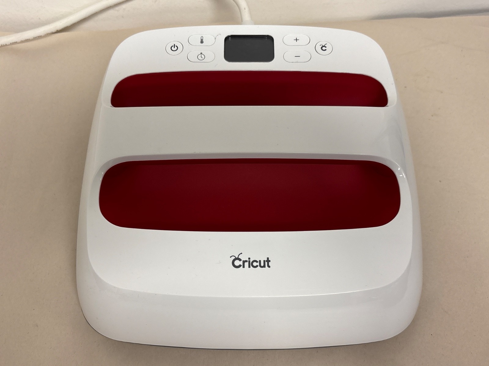 Cricut EasyPress 2 – T-Shirt Heat Press Machine 9 X 9 – Tested & Working