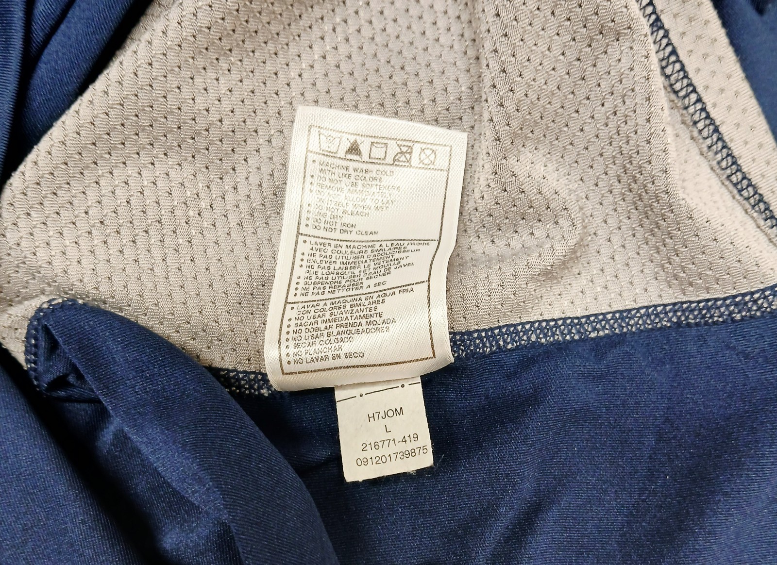 NIKE Fit Dry Blue and Gray Short Sleeve Crew Neck Pullover Men's Large NWOT gallery