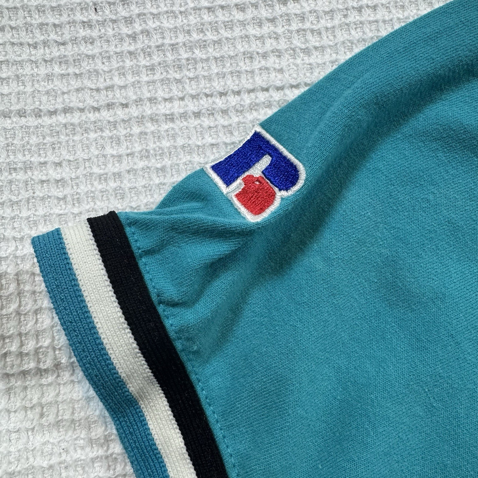 Vintage Russell Athletic V Neck T-Shirt Men’s XL FL Marlins Made In USA 2000 gallery