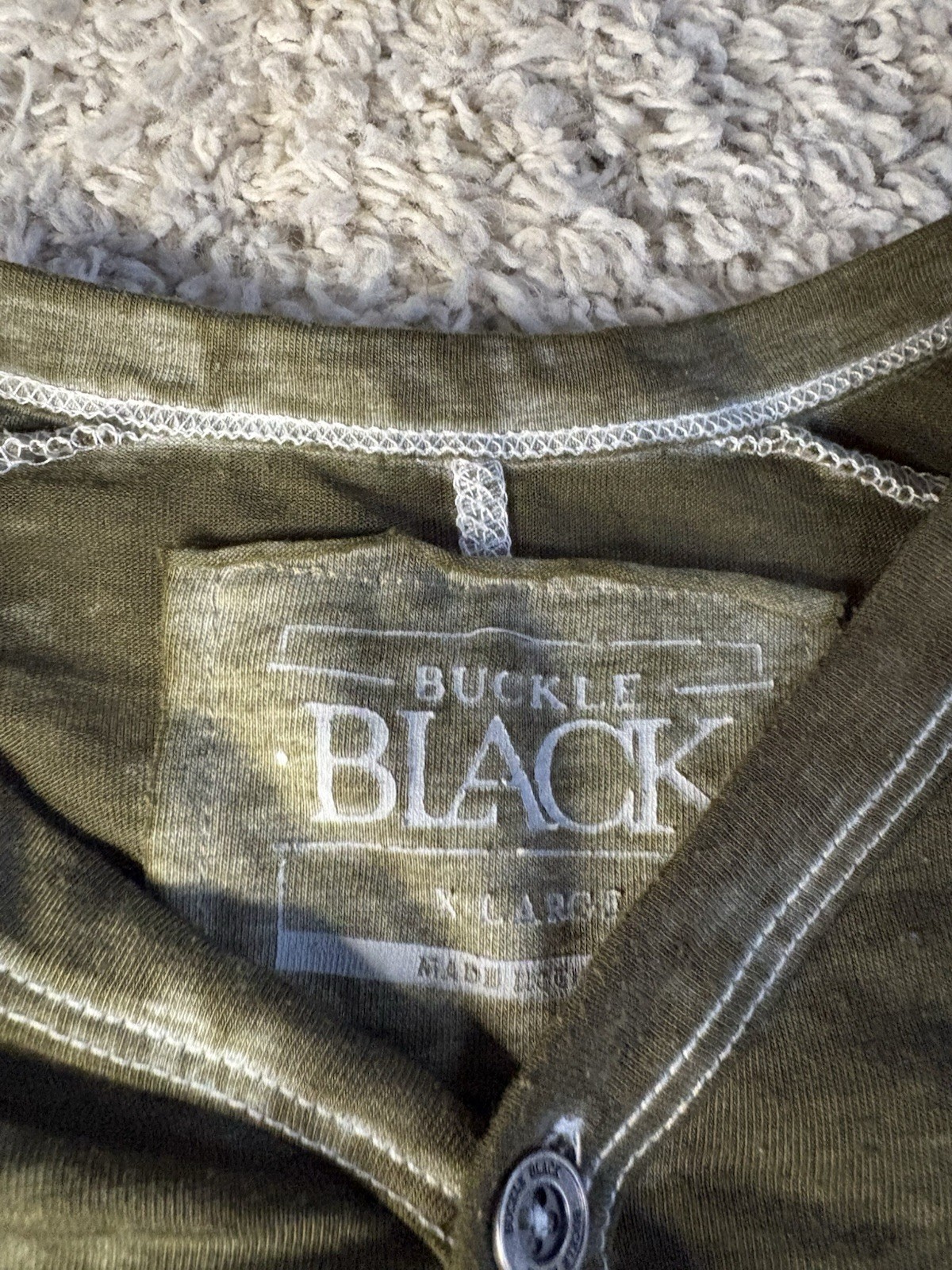 Buckle Black Shirt Adult Extra Large 1XL Green Short Sleeve Casual Mens A234**** gallery
