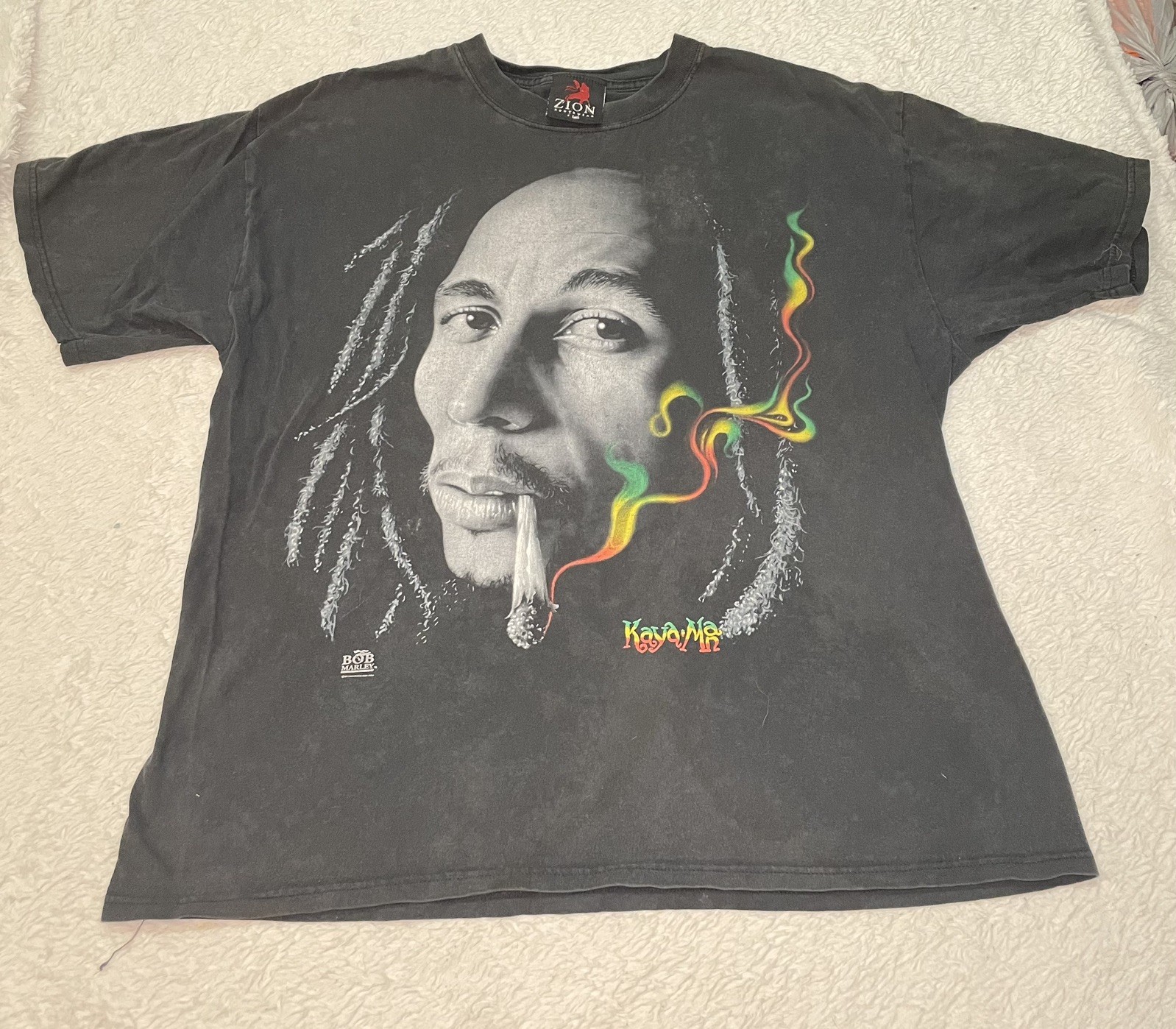 Vintage Bob Marley T-shirt Big Face Smoking Band Tee Black Color Size L gallery