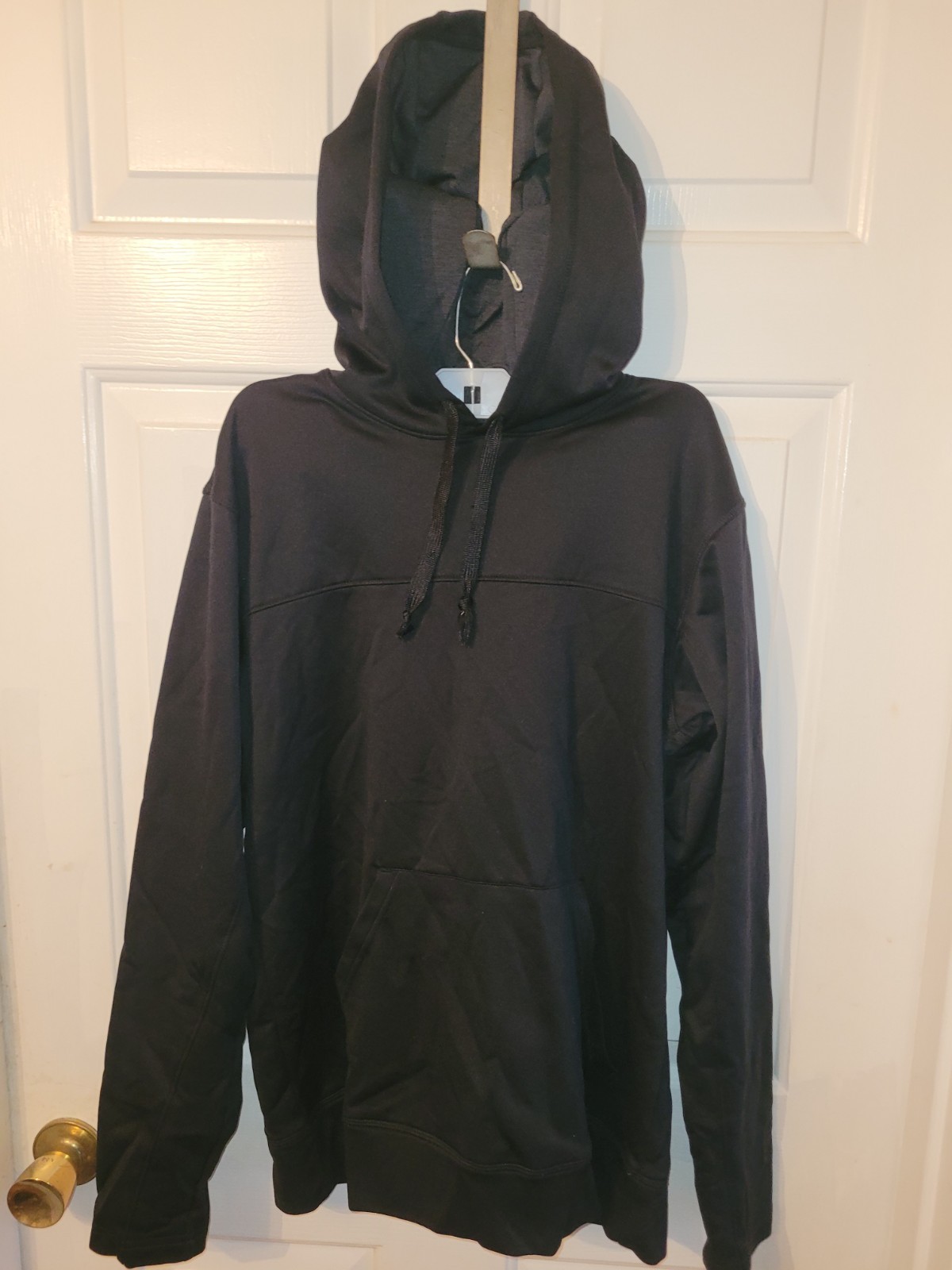Black Activewear Sweatshirt For Running, Hiking, Casual Wear