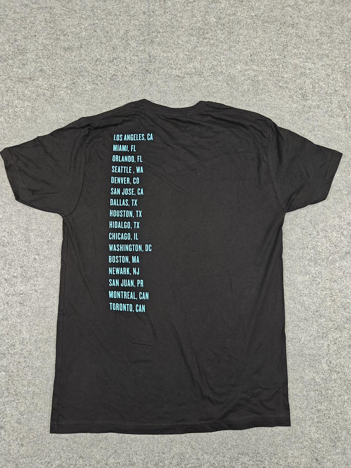 The Thread Shop Shirt Mens Large Black Carlos Vives 2021/2022 Tour Graphic Tee gallery