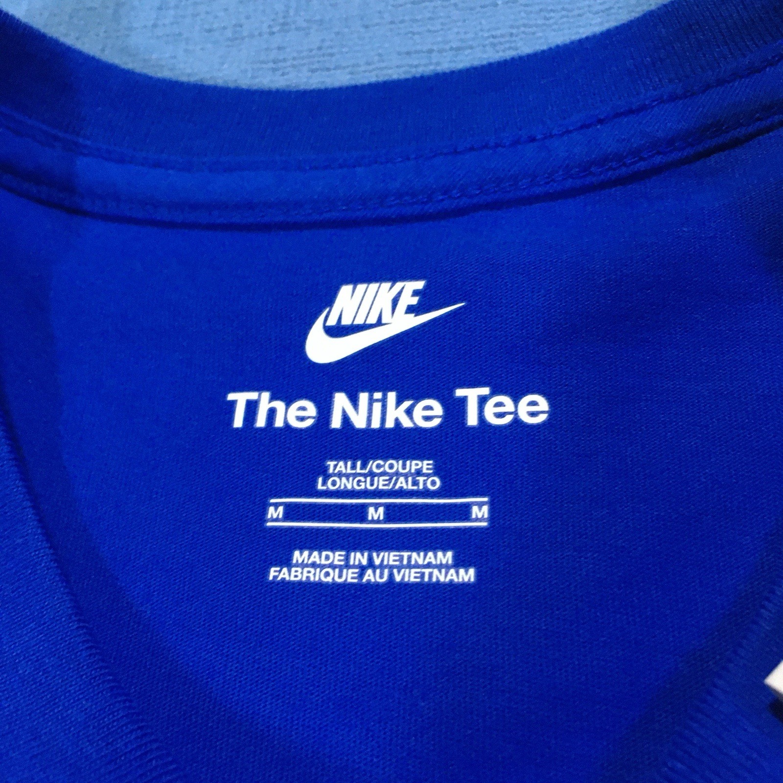 The Nike Tee Move with Nature Mens Blue Size Medium Tall Graphic T-Shirt gallery