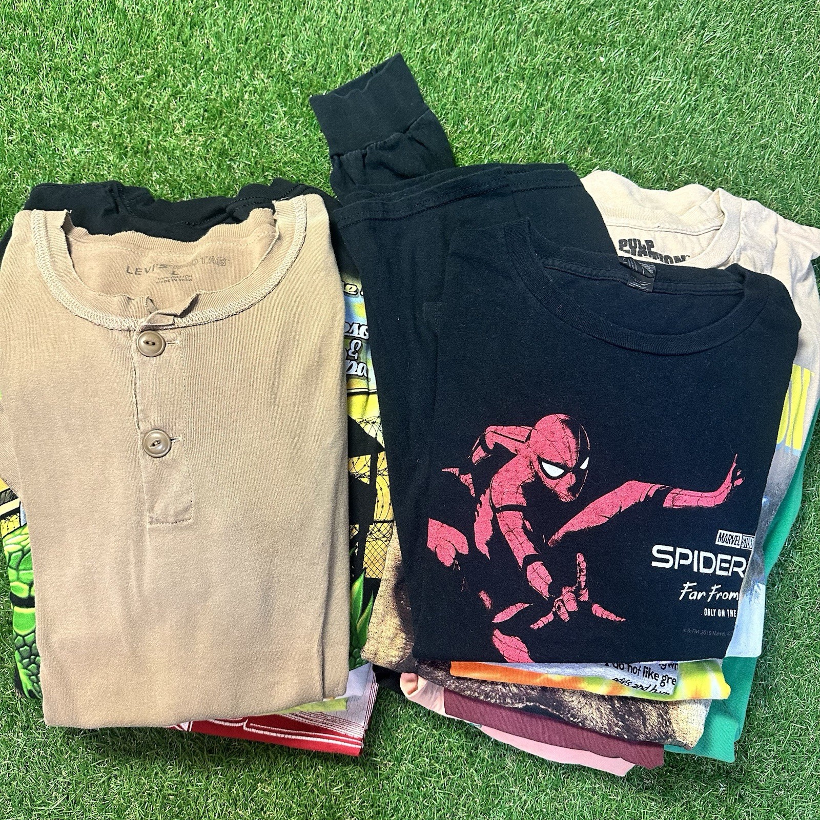 Lot of 20 Modern Graphic T Shirts Mixed Size Wholesale Bulk Reseller Y2K A24 gallery