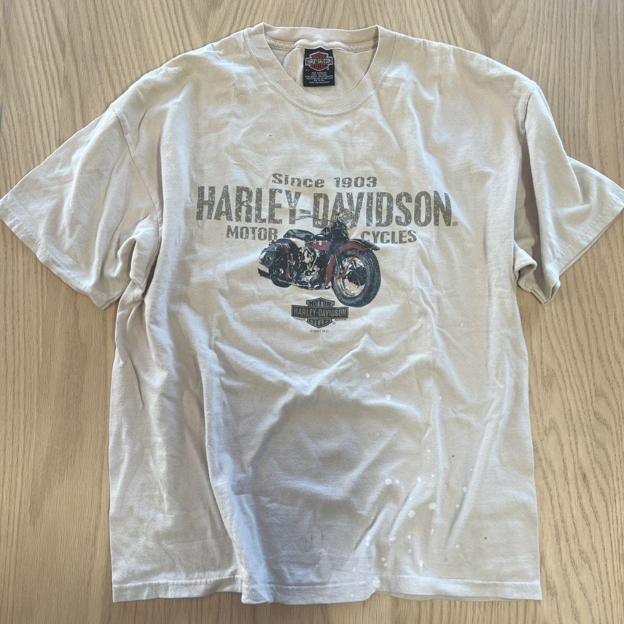 Vintage 2001 Harley-Davidson graphic tee gallery