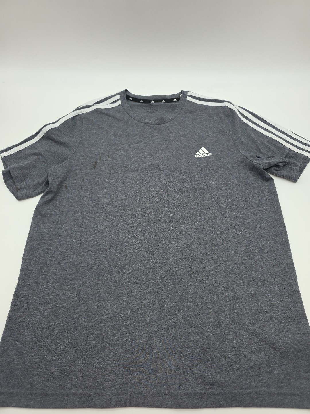 Adidas T-shirt Men Large Gray Graphic Print Logo Tee. #46055 gallery