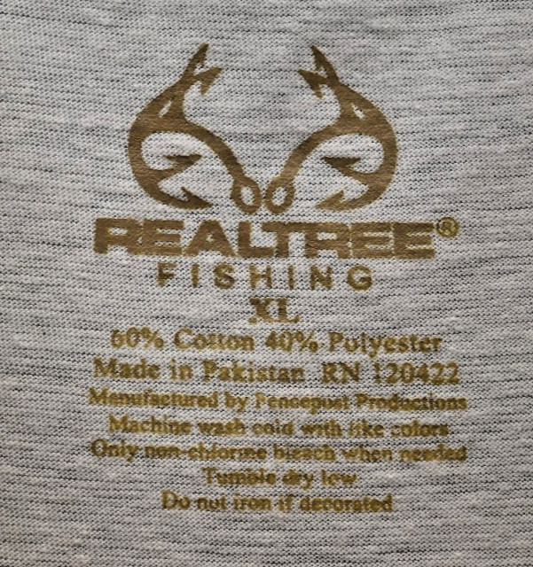 Realtree Fishing Men's T-Shirt XL Blue Graphic Large Mouth Bass Short Sleeve gallery