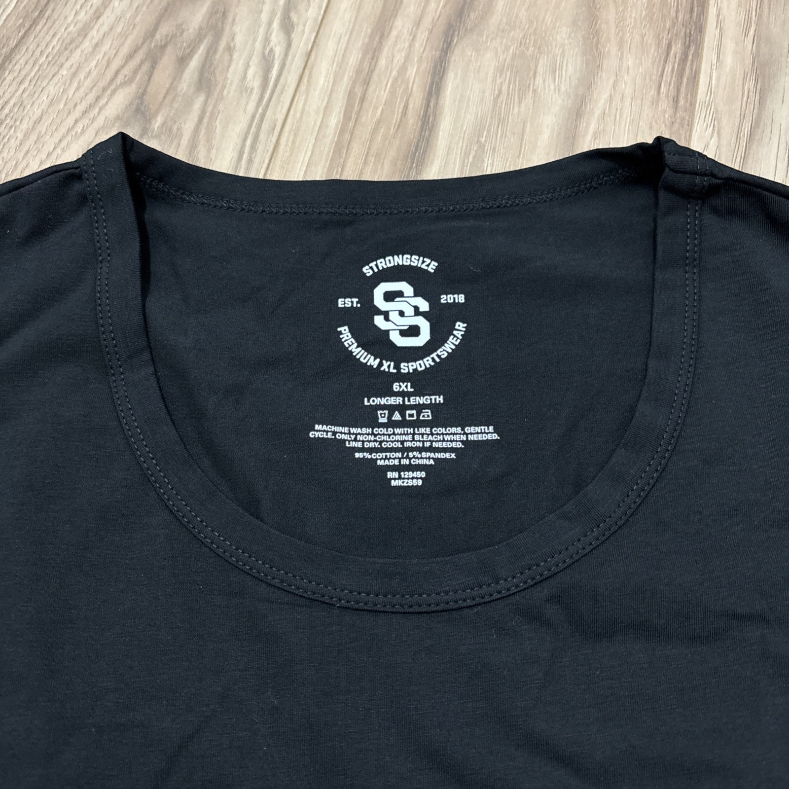 STRONGSIZE Men's Big Tall 6XL Crew Neck T-Shirts Longer Length Black - NWOT gallery