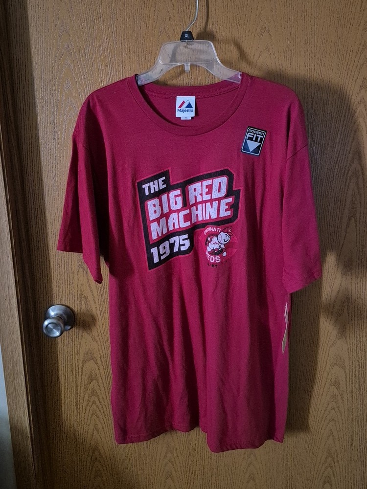 CINCINNATI REDS (The Big Red Machine) T-shirt Men’s X-LARGE