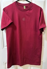 Econscious Apple Computers Store Employee Shirt Mac Logo Burgundy Red Wine Small