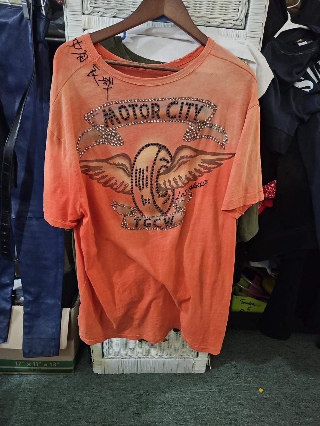 The Great China Wall 2XL VINTAGE AUTHENTIC SWAROVSKI Crystals Men’s MOTOR CITY gallery