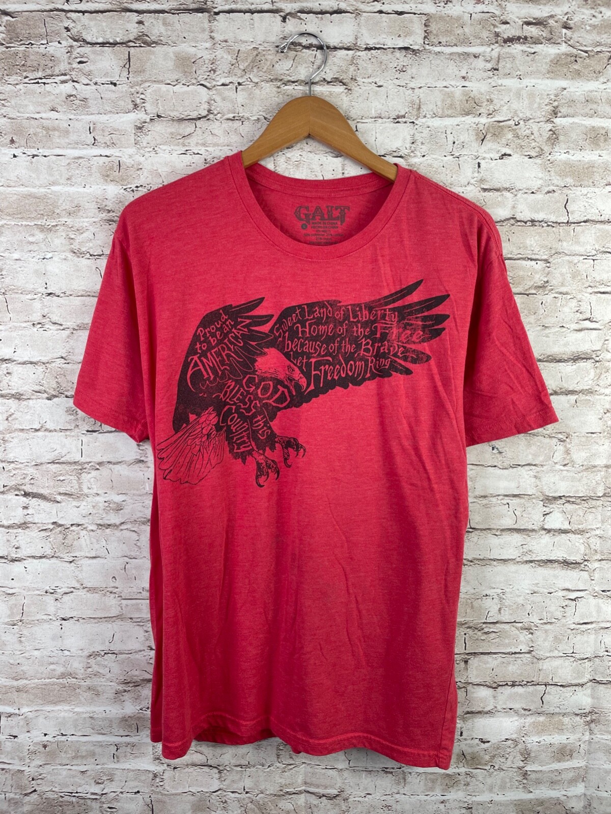 Galt Men's Large Red Proud to be American Eagle Graphic T-Shirt gallery