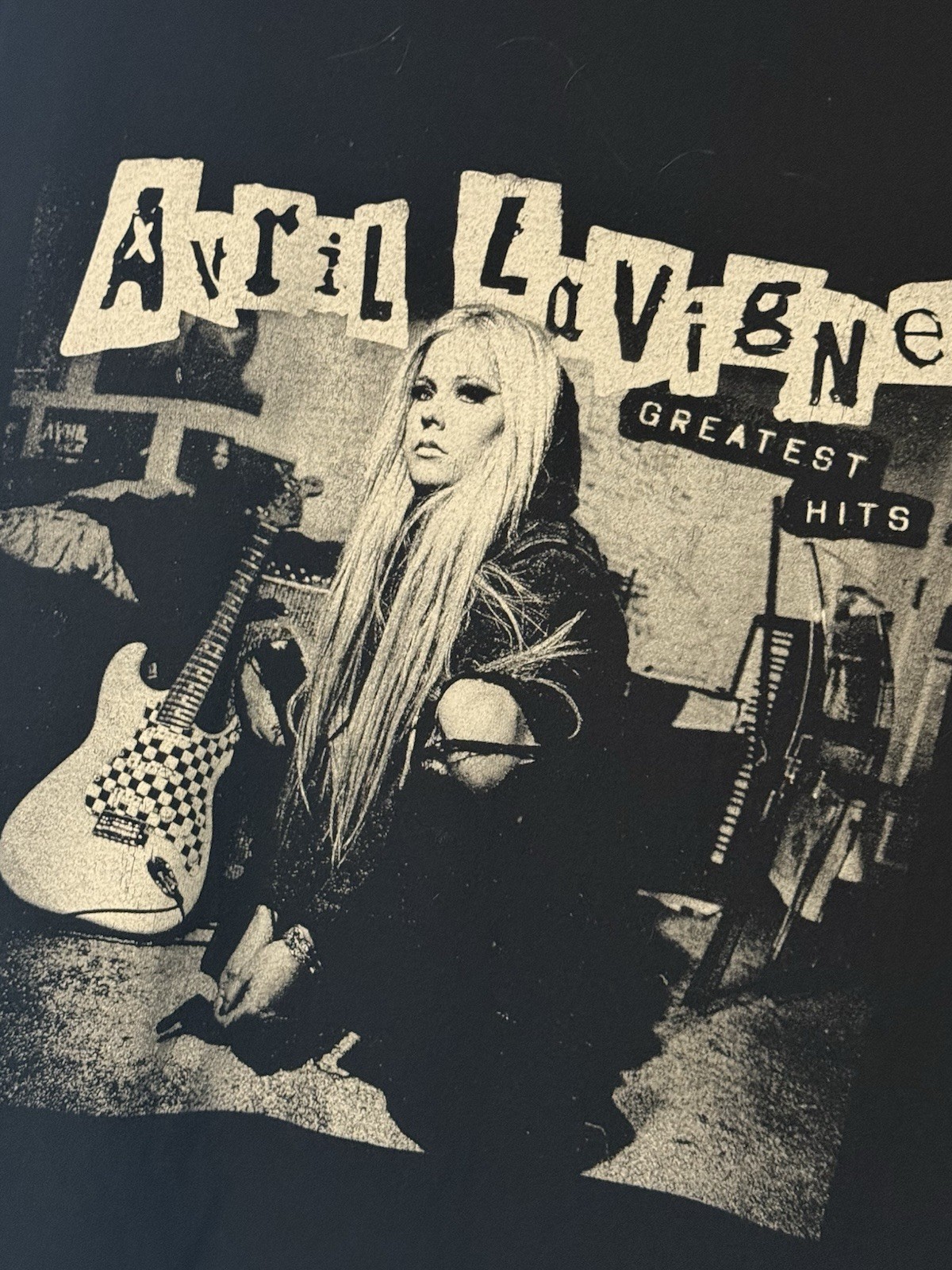 Avril Lavigne concert shirt 2025 Men’s XL gallery