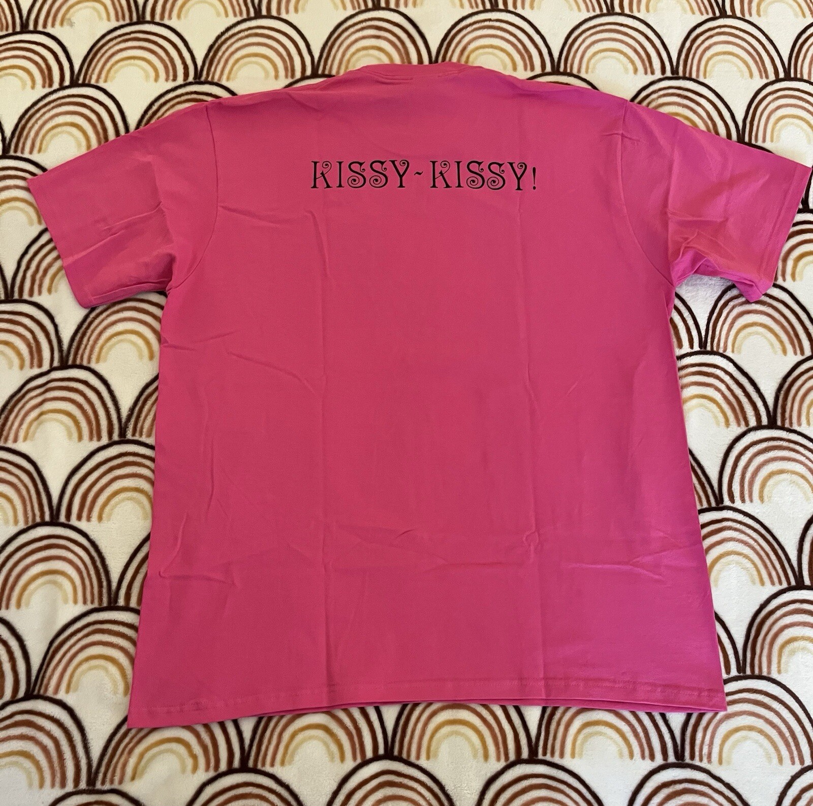 Supreme The Muppets Miss Piggy ‘Kissy Kissy’ Fuchsia Men’s Size XL gallery