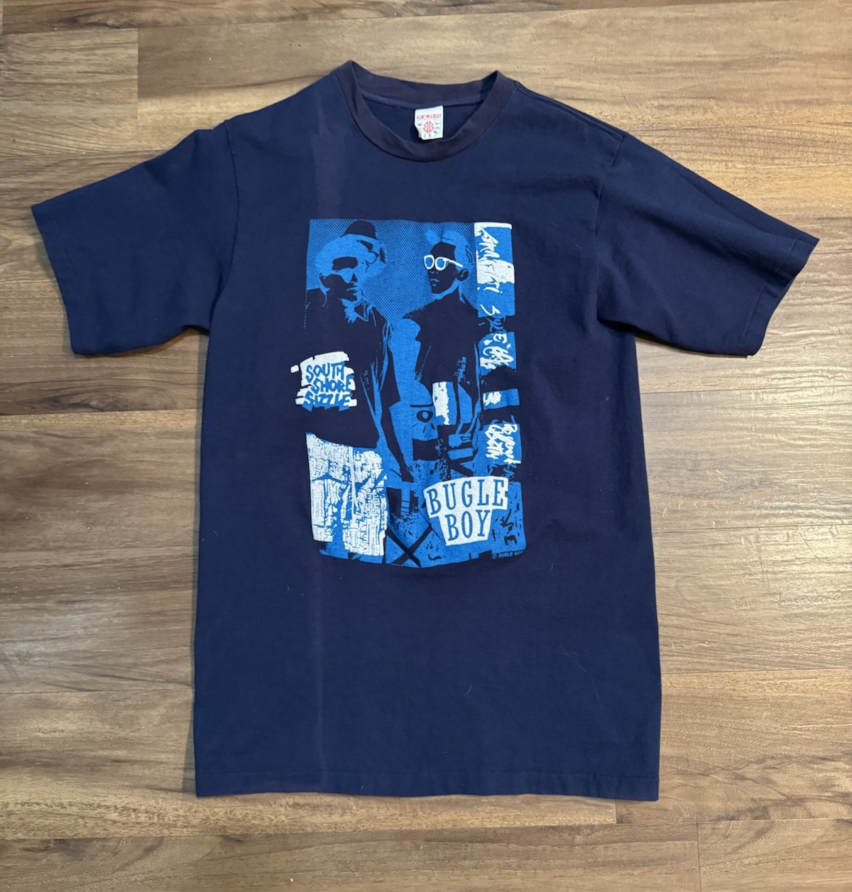 Men’s Sz. Large Bugle Boy South Shore Sizzle Blue T-Shirt 50% Cotton 50% Poly gallery