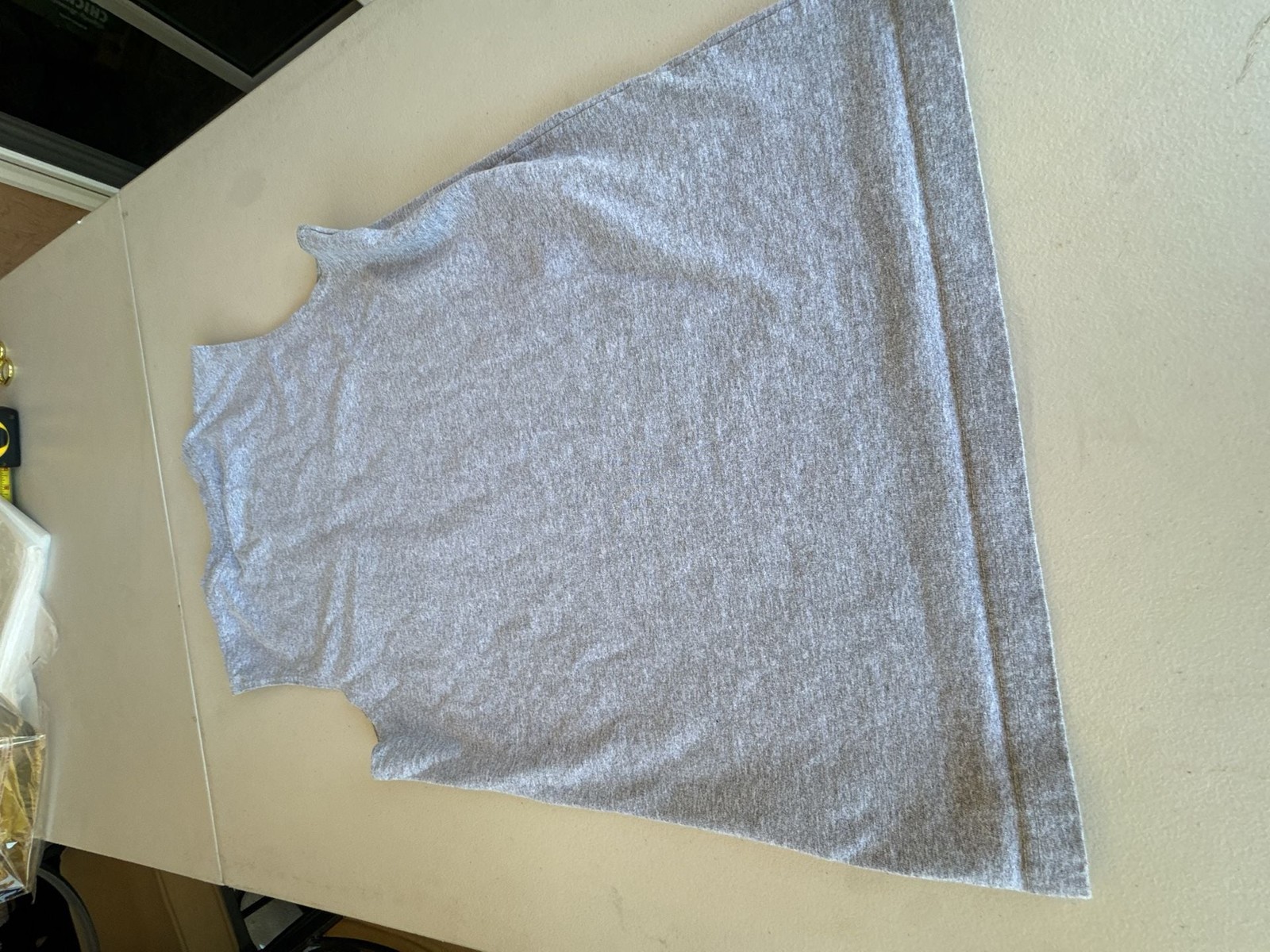 Carhartt Men's Relaxed Fit Sleeveless Pocket T-Shirt Heather Gray gallery