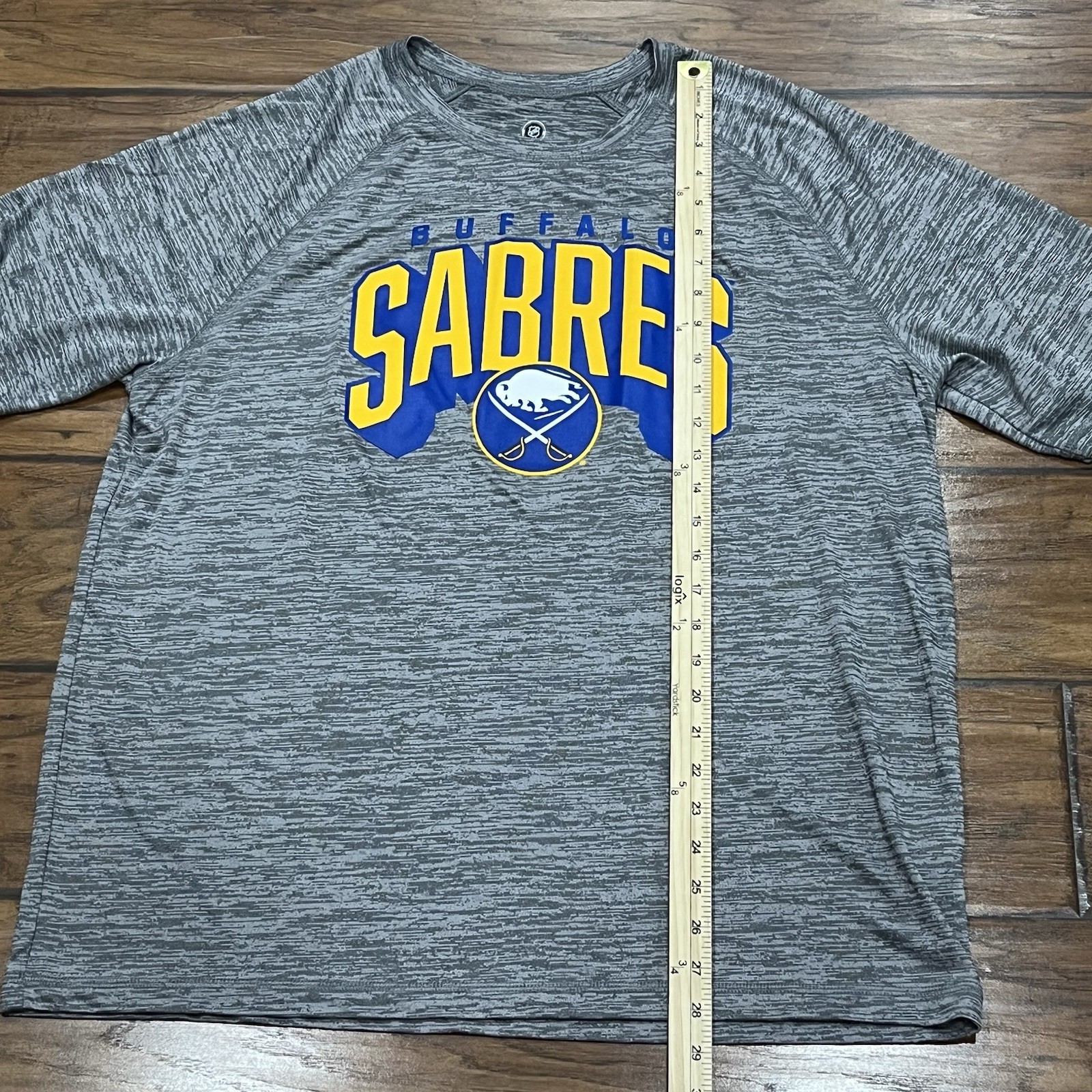 Buffalo Sabres Shirt Mens XL Performance Stretch T-Shirt Short Sleeve NHL Hockey gallery