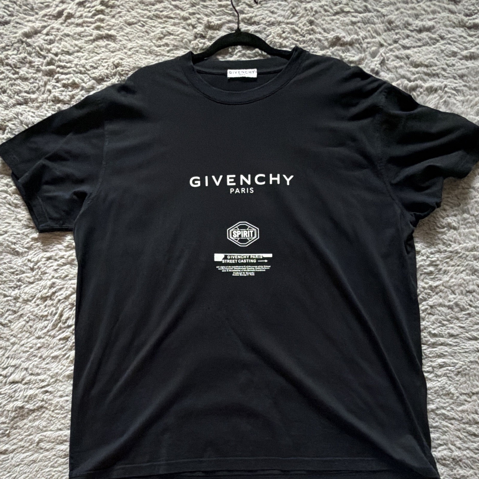 Givenchy Men's Black XL Cotton Jersey Crew Neck Spirit Logo Graphic T-Shirt gallery