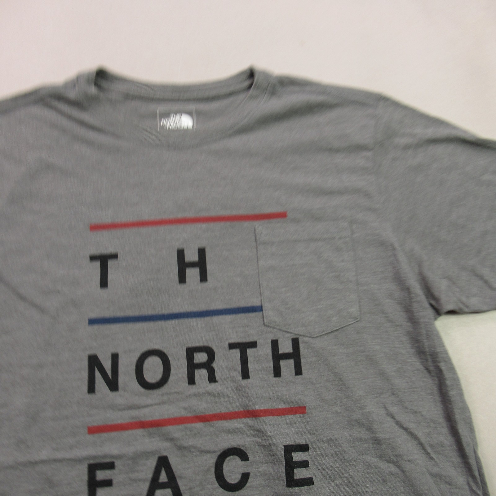 The North Face Men's Gray Graphic Logo Slim Fit Short Sleeve Pocket T-Shirt Size gallery