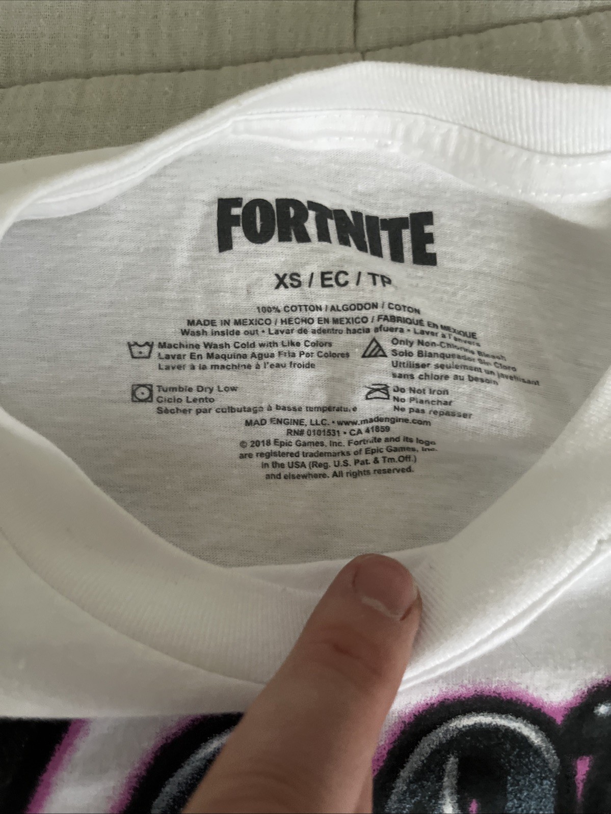 Fortnite Loot Llama Epic Games White Short Sleeve T Shirt Xtra Small gallery