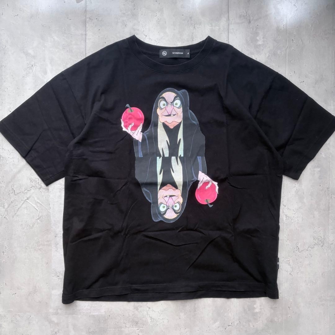 GU x Undercover Disney Snow White T-Shirt Black Graphic Movie Tee Collaboration