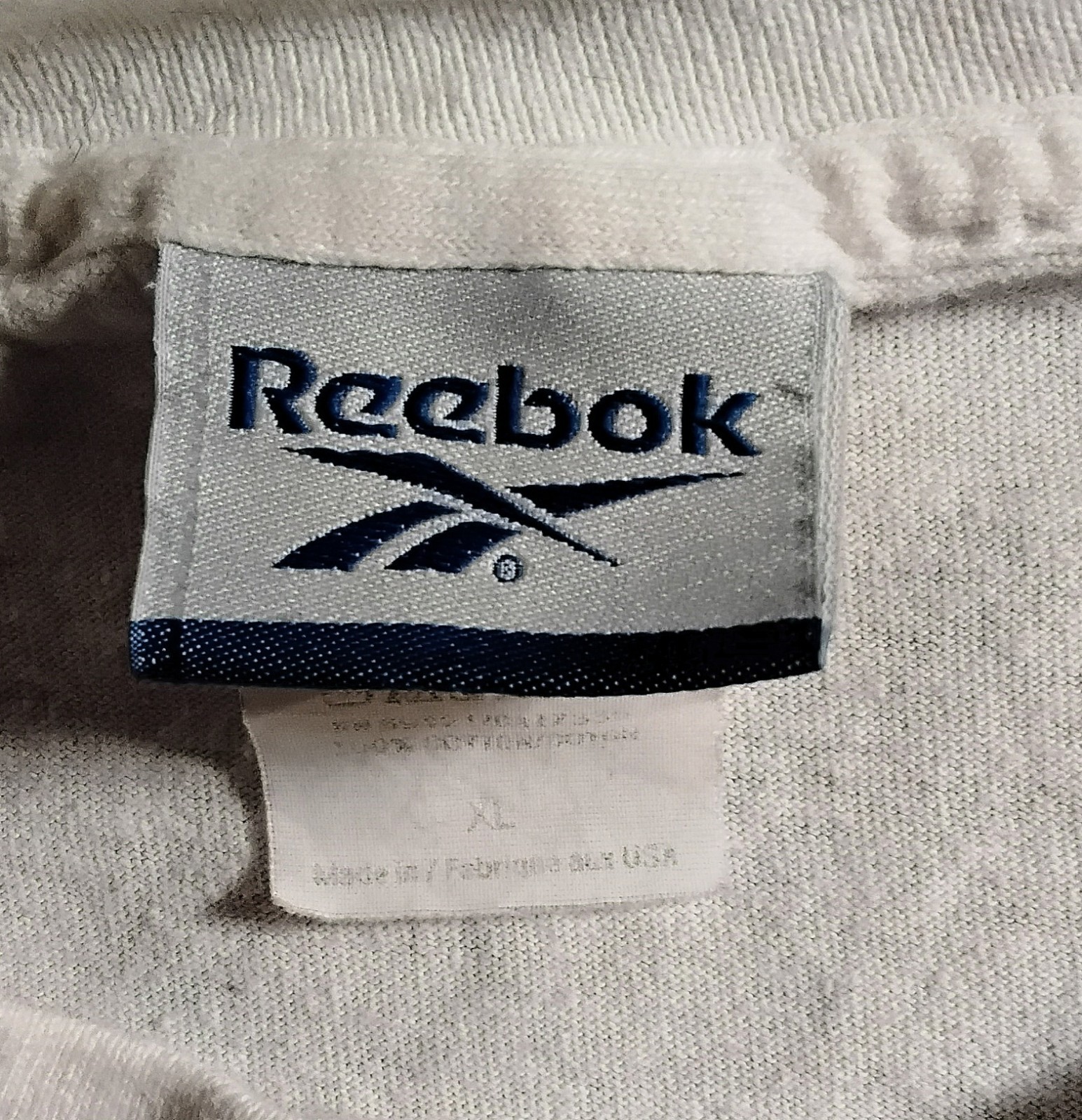 VINTAGE 90's Reebok USA XL embroidery Logo CLASSIC T SHIRT gallery