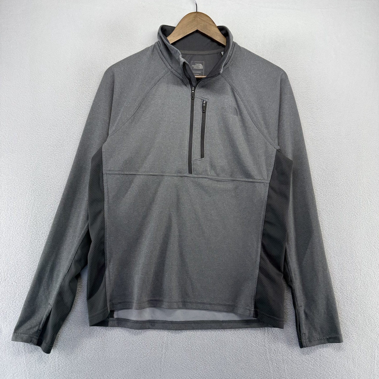 The North Face Half Zip Pullover Men’s Medium Gray Flashdry Outdoor Running Logo