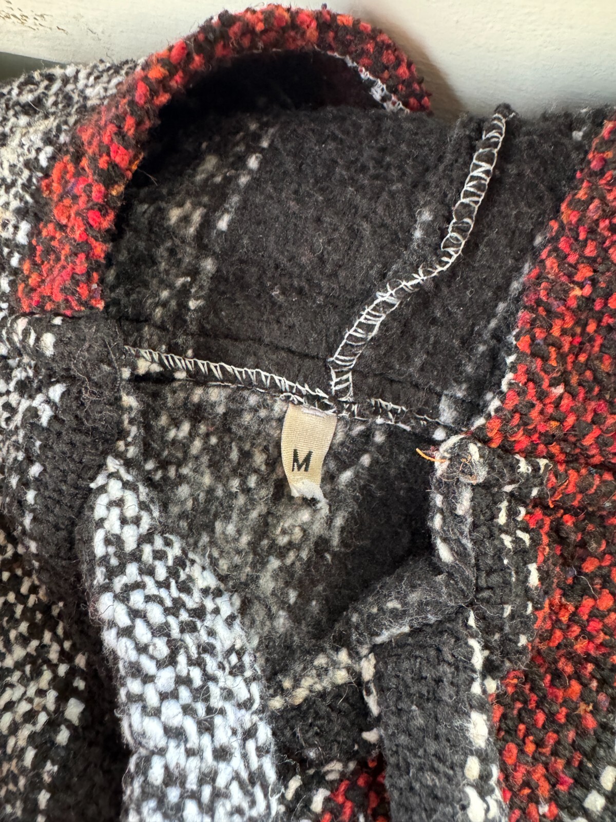 Guatemala Poncho Sweater Red Black Grey Men's Medium gallery