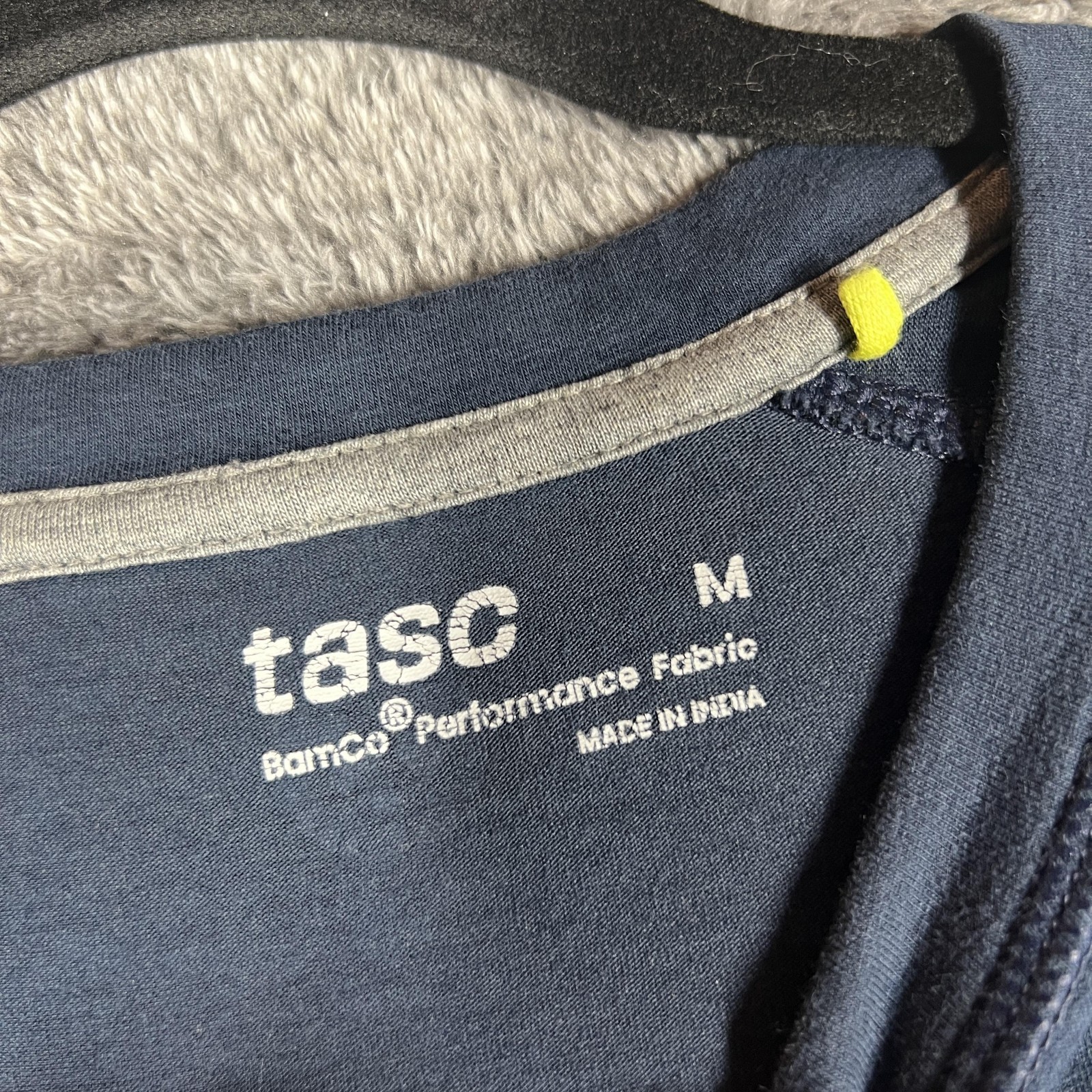 Tasc Shirt Mens M Blue Bamboo Cotton Blend Tagless Crew Performance Basic gallery