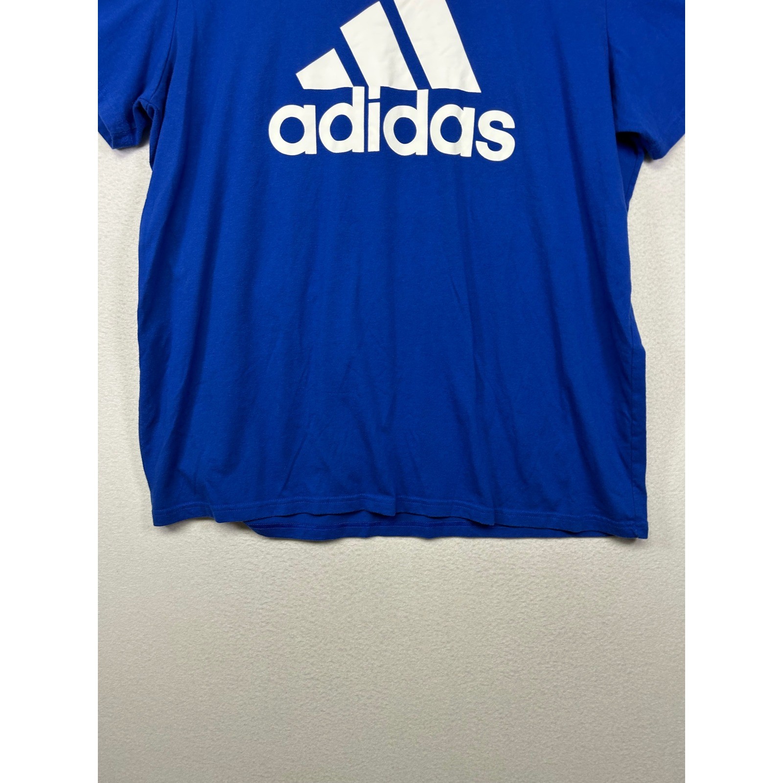 Athletic Sportswear Adidas Mens 2X Blue Go-To Performance Graphic Logo T-Shirt gallery