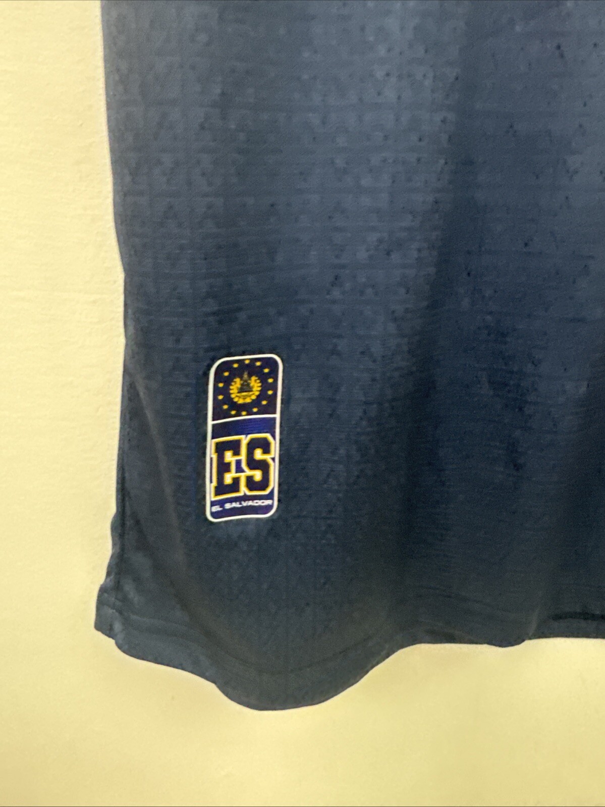 El Salvador Camisas Talla XL gallery