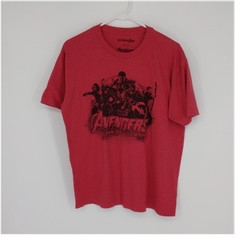We Love Fine Marvel Avengers Men’s L Red Graphic Print Crew Neck T-Shirt