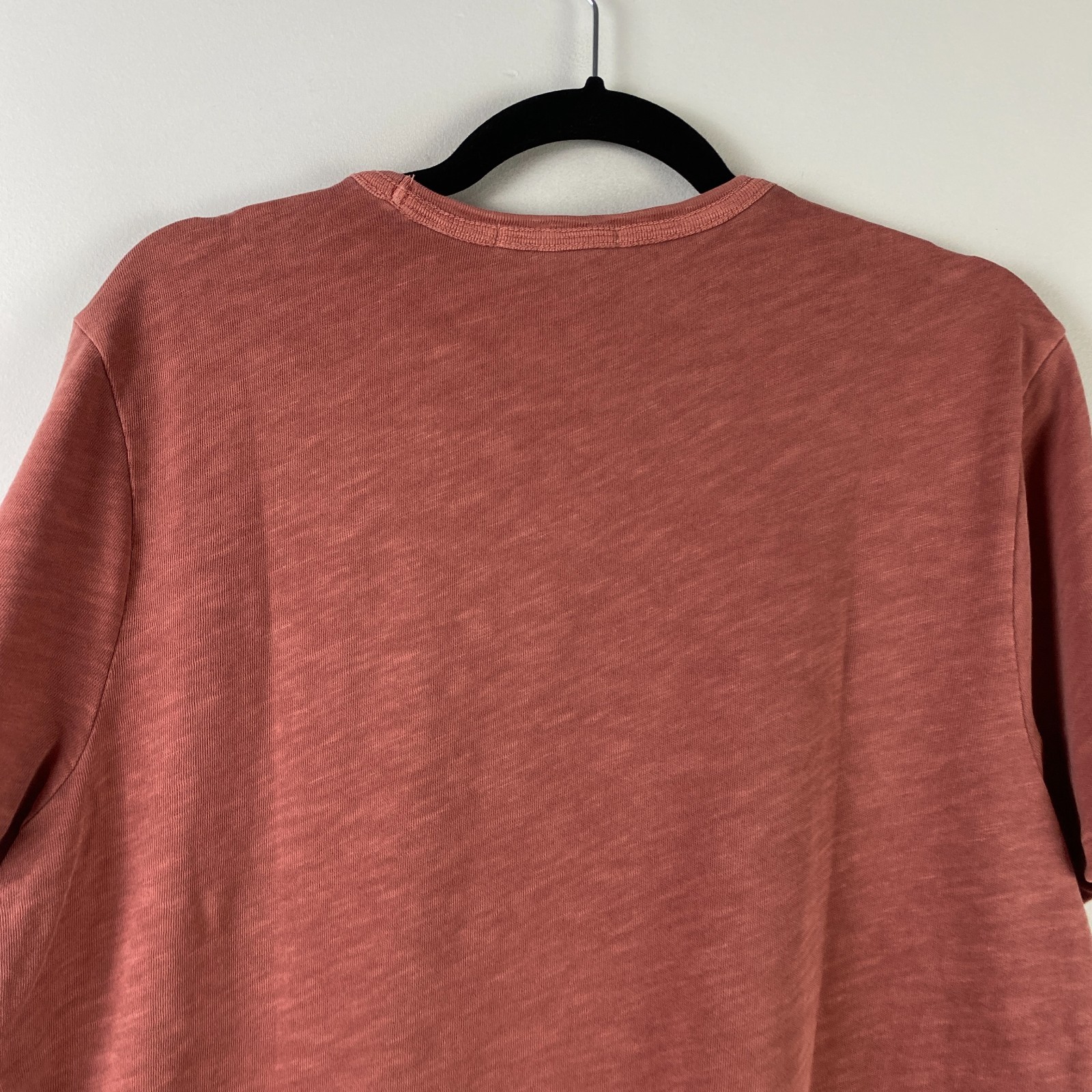 Marine Layer Tee Mens Size M Vintage Heavy Slub Pocket Rust Red Short Sleeve gallery