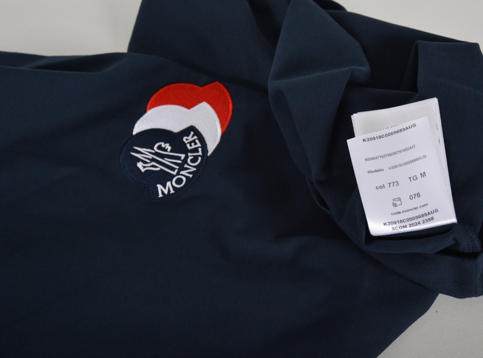 Men's Moncler Navy Cotton T-Shirt Medium Short Sleeve gallery